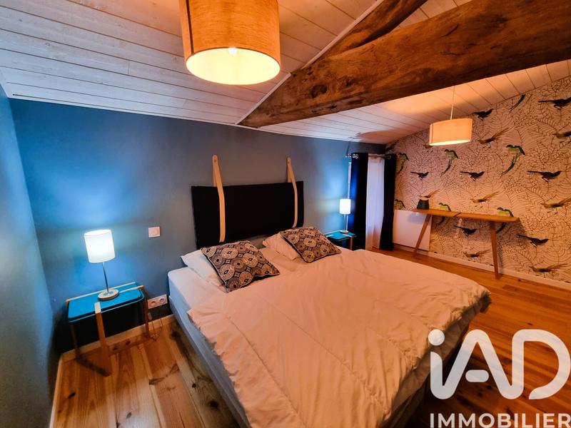 Maison - 231 m² - 13 pièces