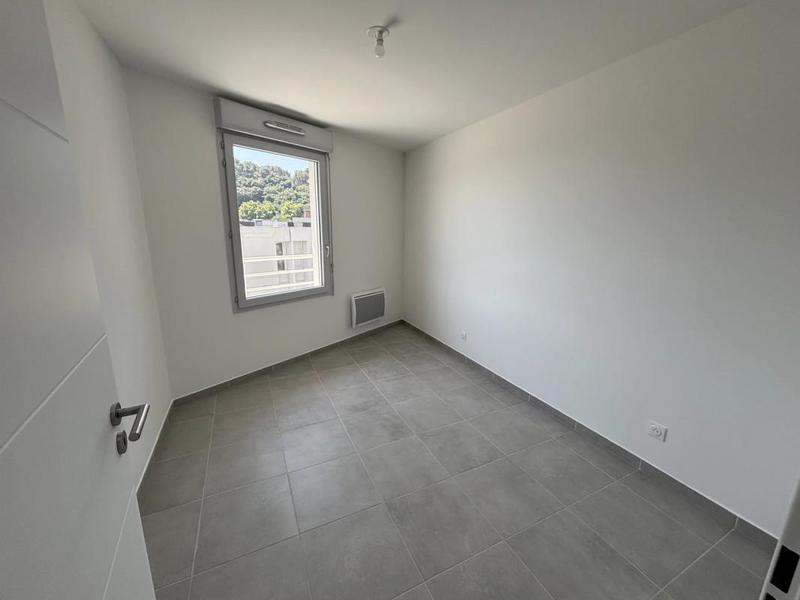 Appartement - 65 m² - 4 pièces
