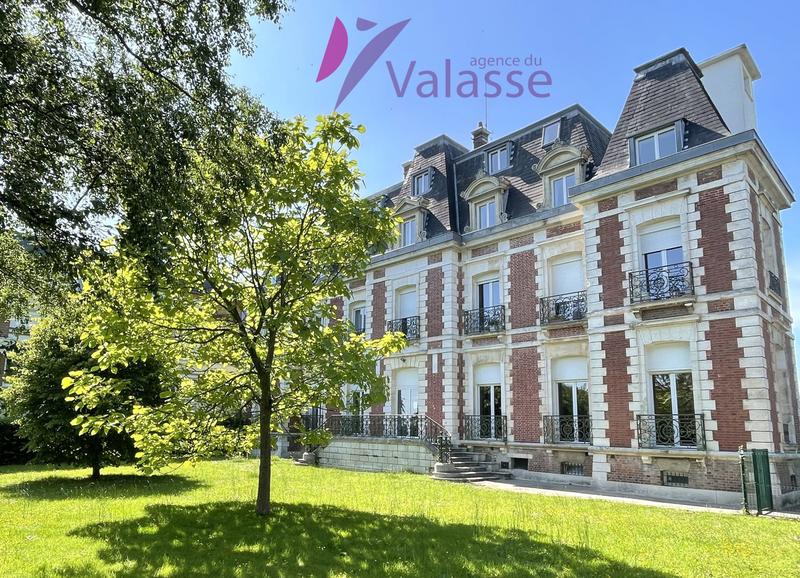 Appartement - 83 m² - 3 pièces