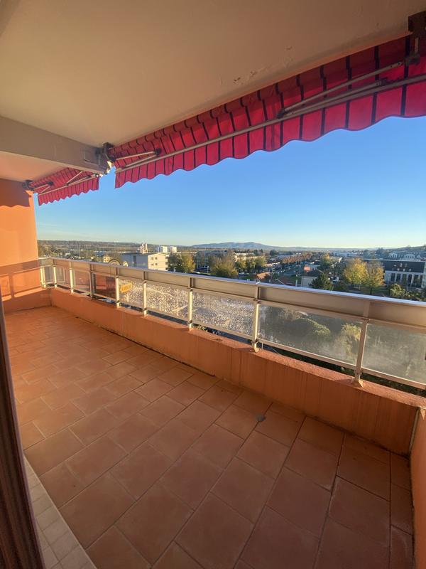 Appartement - 85 m² - 3 pièces