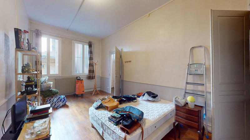 Appartement - 97 m² - 3 pièces