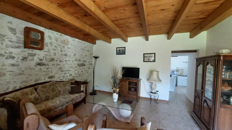 Maison - 326 m² - 15 pièces