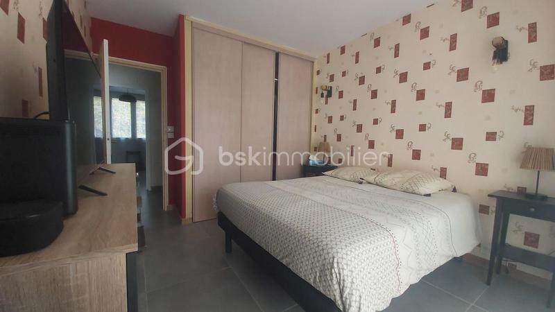 Appartement - 81 m² - 5 pièces