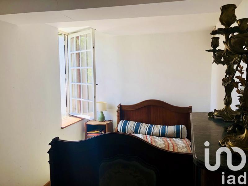 Maison - 225 m² - 10 pièces