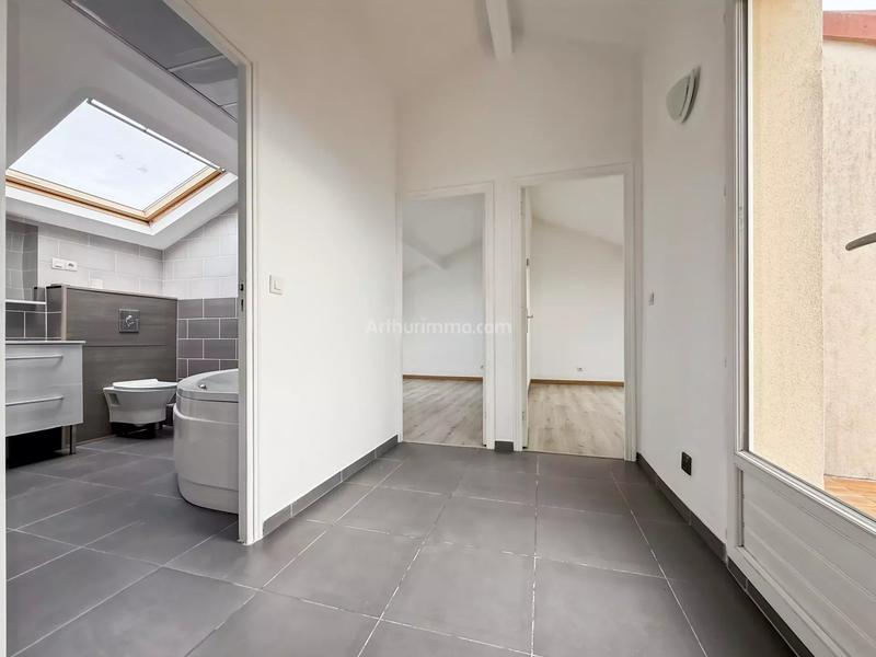 Appartement - 90 m² - 4 pièces
