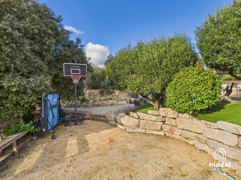 Villa - 130 m² - 5 pièces