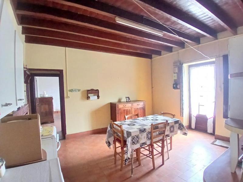 Maison - 104 m² - 5 pièces