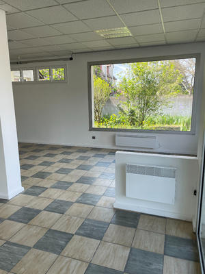 Local commercial - 145 m²