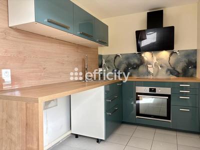 Appartement - 104 m² - 5 pièces