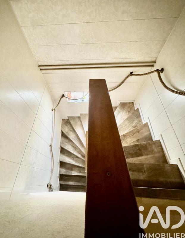 Maison - 127 m² - 6 pièces