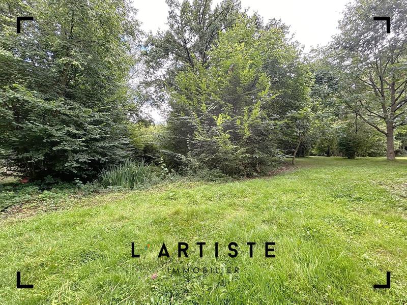 Terrain - 2 121 m²