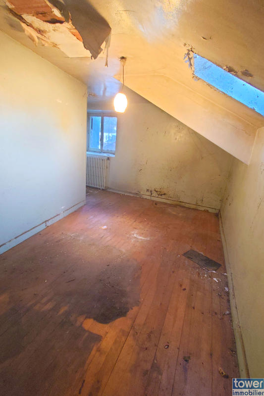 Maison - 60 m² - 5 pièces