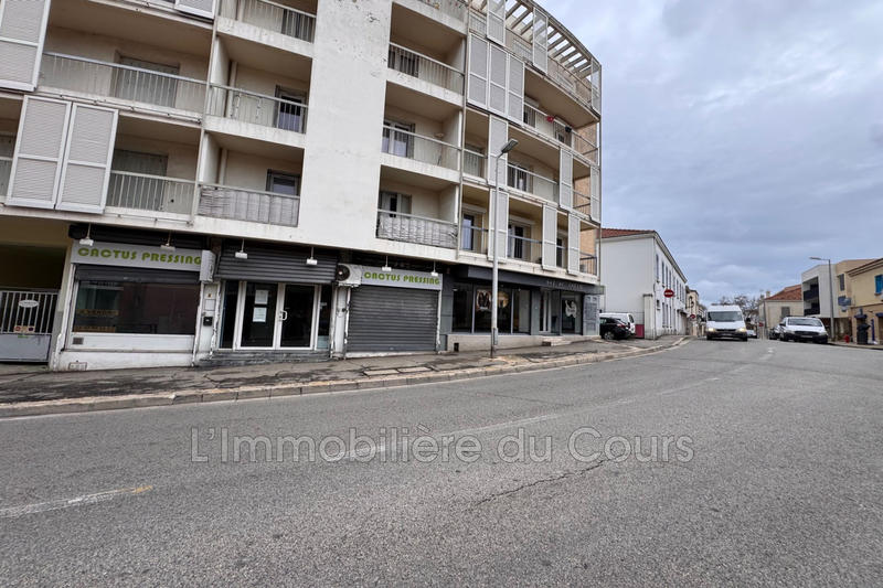 Local commercial - 82 m²