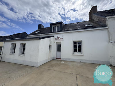 Maison - 132 m² - 8 pièces