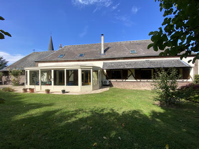 Maison - 227 m² - 7 pièces
