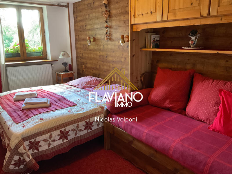 Propriété - 521 m² - 17 pièces