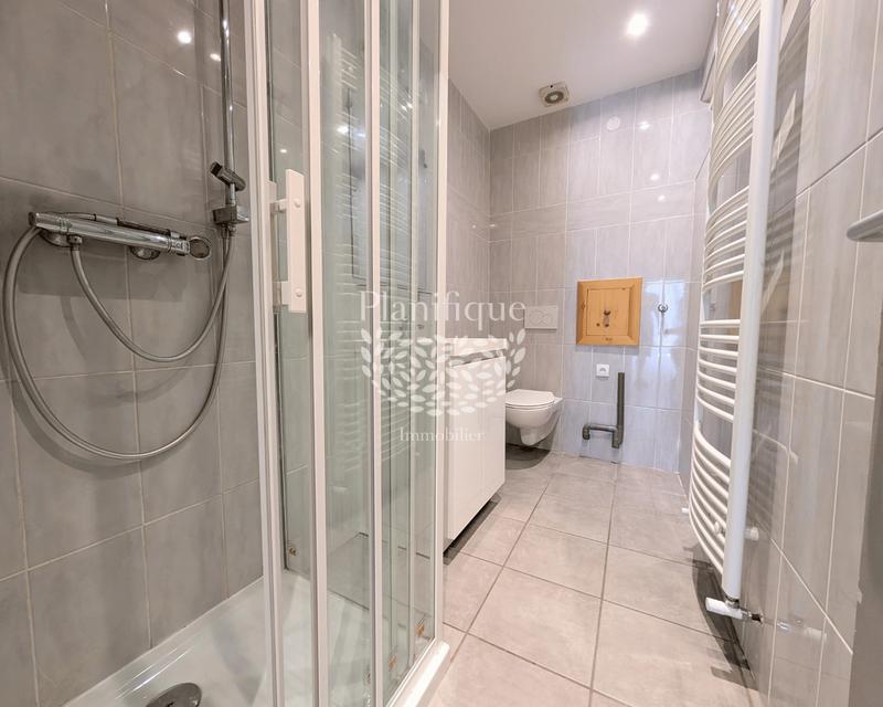 Immeuble - 301 m² - 6 pièces