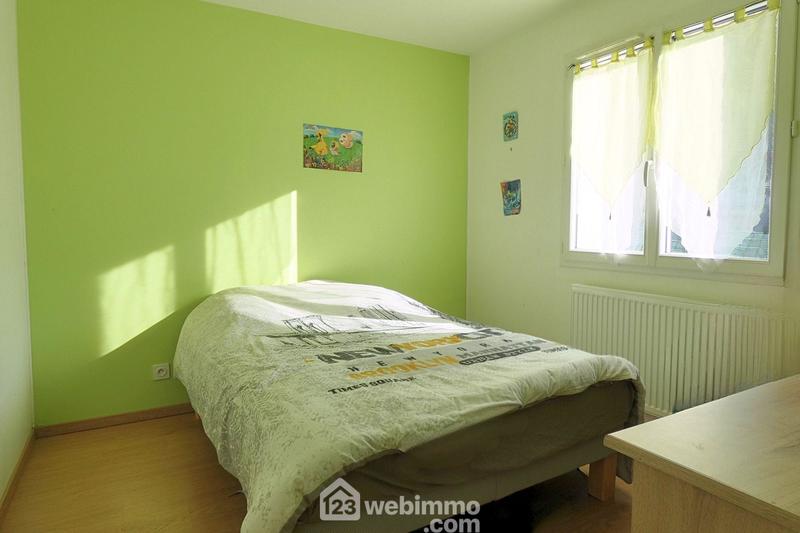 Maison - 93 m² - 4 pièces