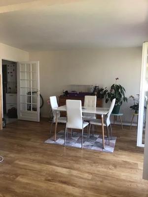 Appartement - 99 m² - 4 pièces