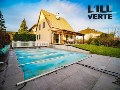 Maison - 90 m² - 5 pièces