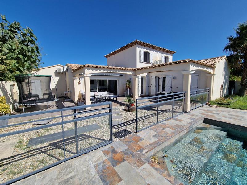 Maison - 152 m² - 7 pièces