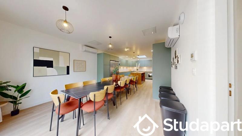 Chambre - 9 m² - 1 pièce