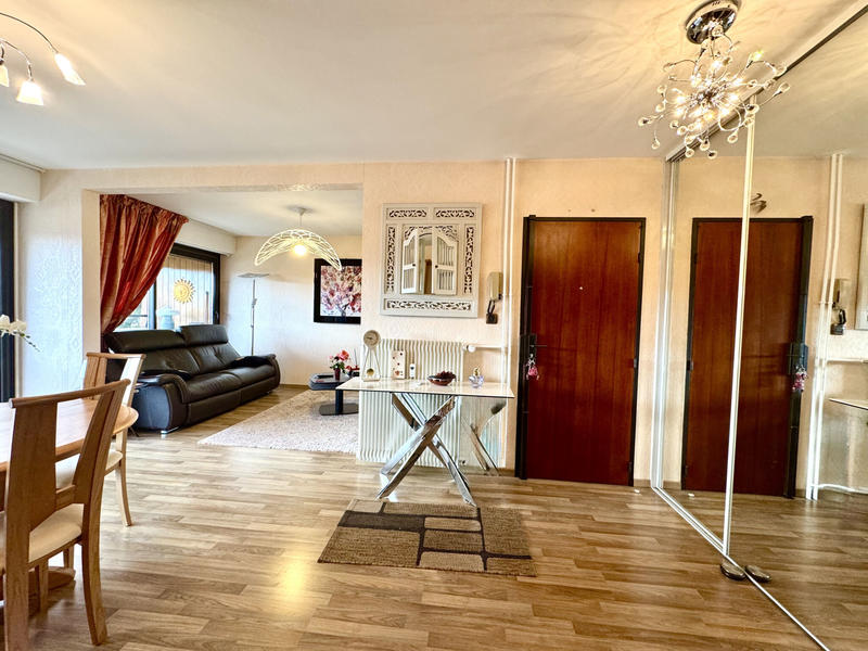 Appartement - 70 m² - 3 pièces