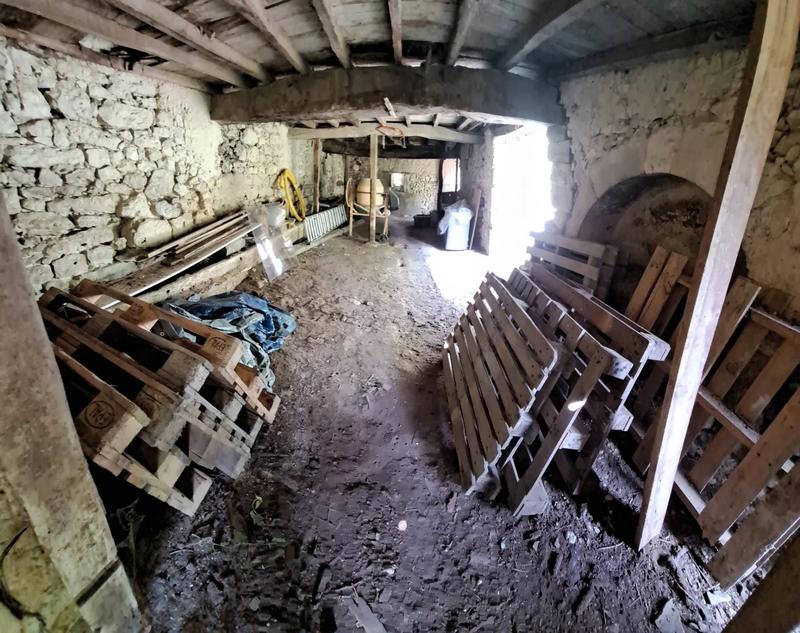 Maison - 84 m² - 1 pièce