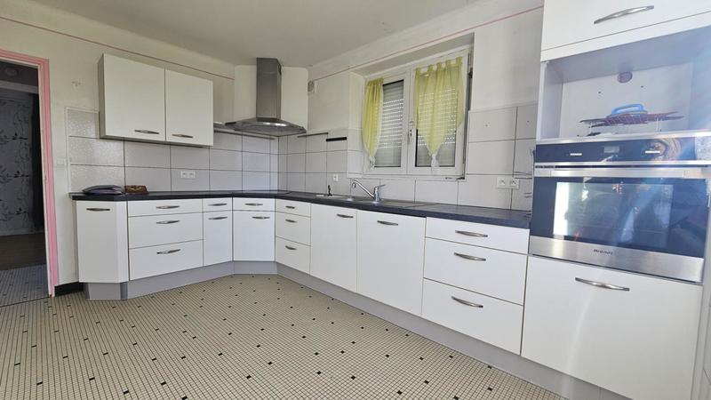 Maison - 100 m² - 6 pièces