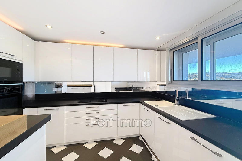 Appartement - 74 m² - 3 pièces