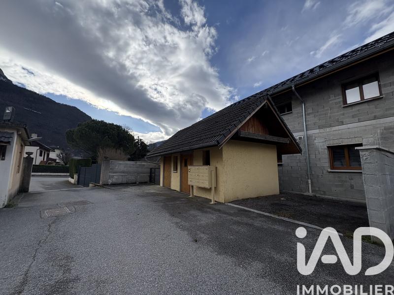 Maison - 170 m² - 5 pièces