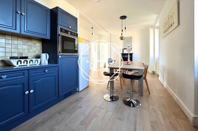 Appartement - 89 m² - 4 pièces