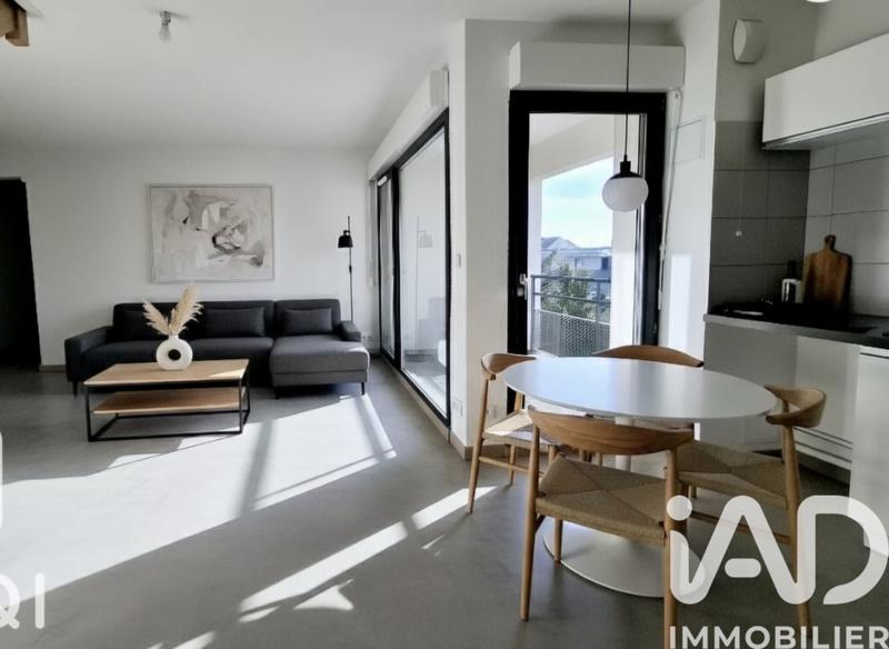 Duplex - 90 m² - 5 pièces