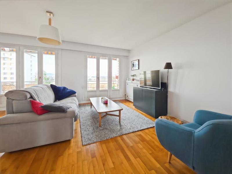 Appartement - 88 m² - 4 pièces