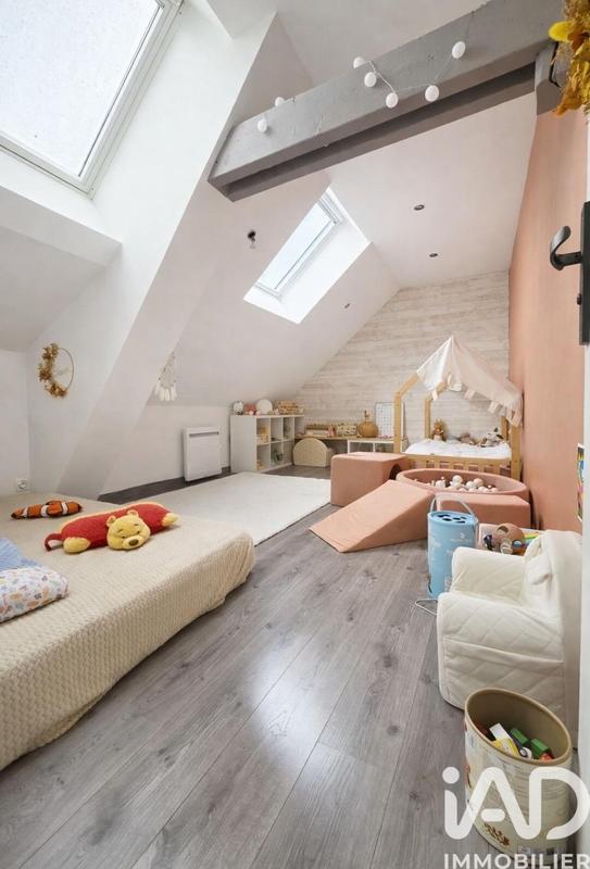 Maison - 190 m² - 5 pièces