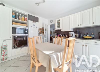 Maison - 143 m² - 6 pièces