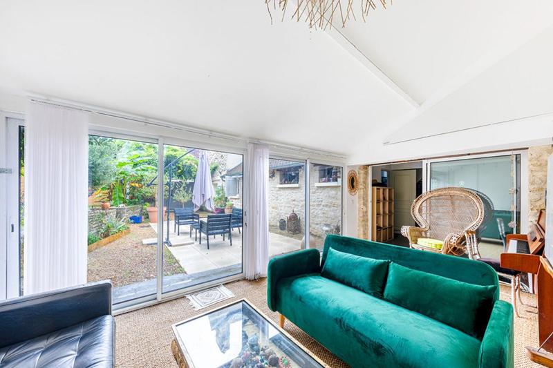 Maison - 99 m² - 4 pièces