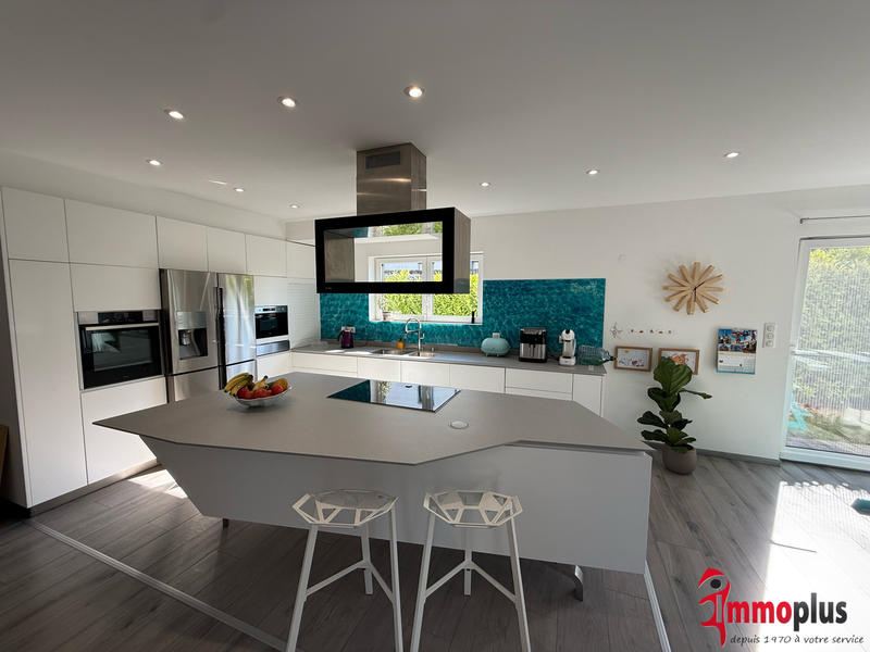 Maison - 150 m² - 7 pièces