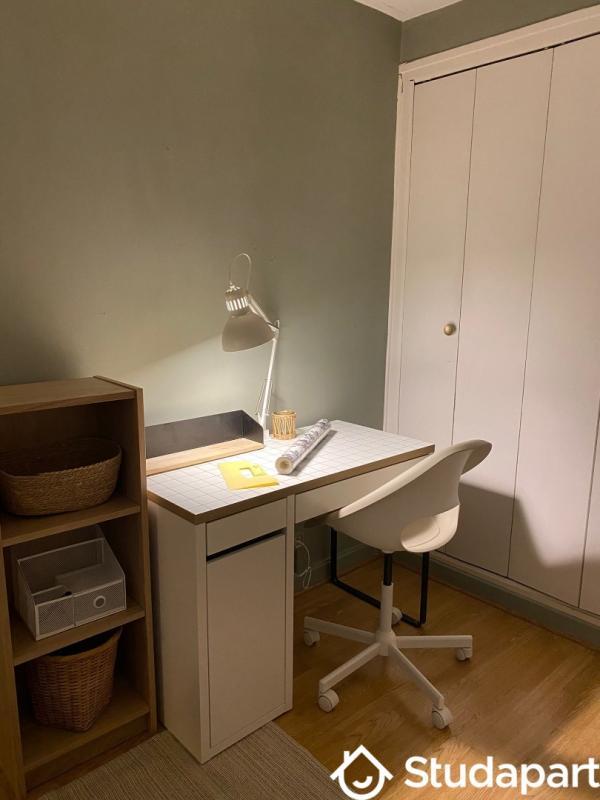 Chambre - 10 m² - 1 pièce