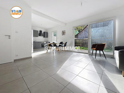 Maison - 90 m² - 4 pièces