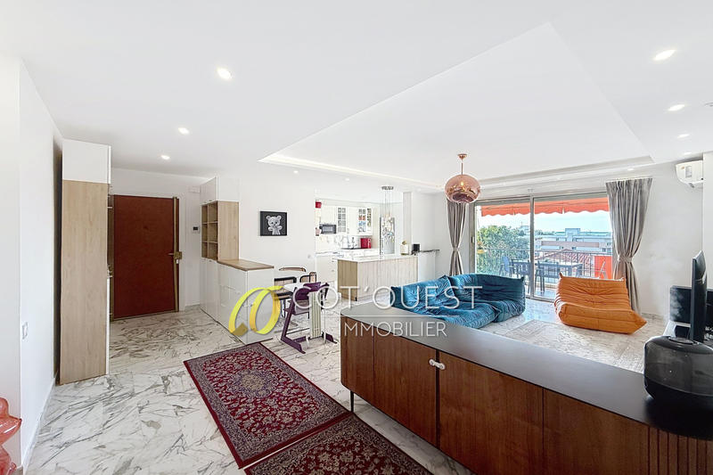 Appartement - 104 m² - 4 pièces