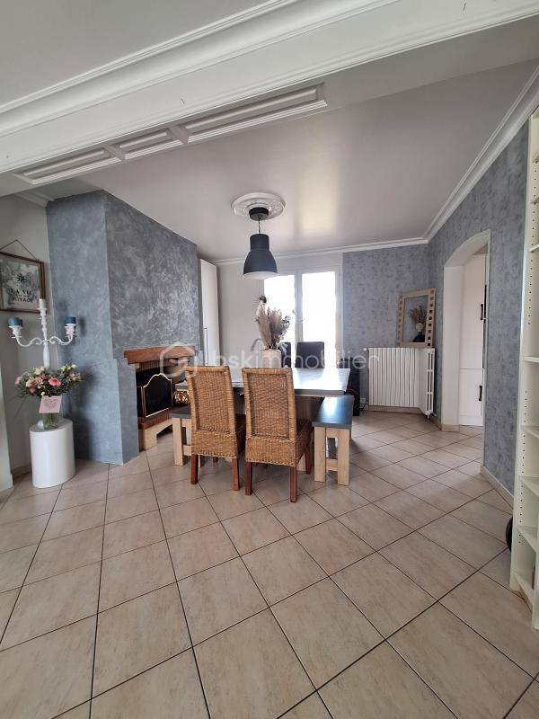 Maison traditionnelle - 109 m² - 4 pièces