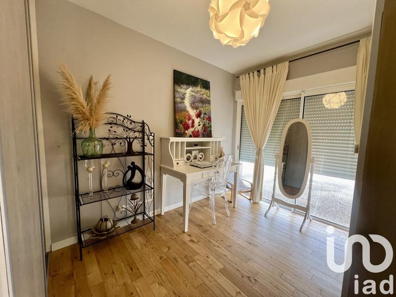 Maison - 99 m² - 5 pièces