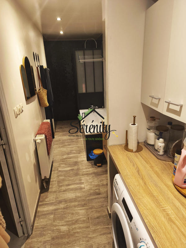 Maison - 121 m² - 7 pièces