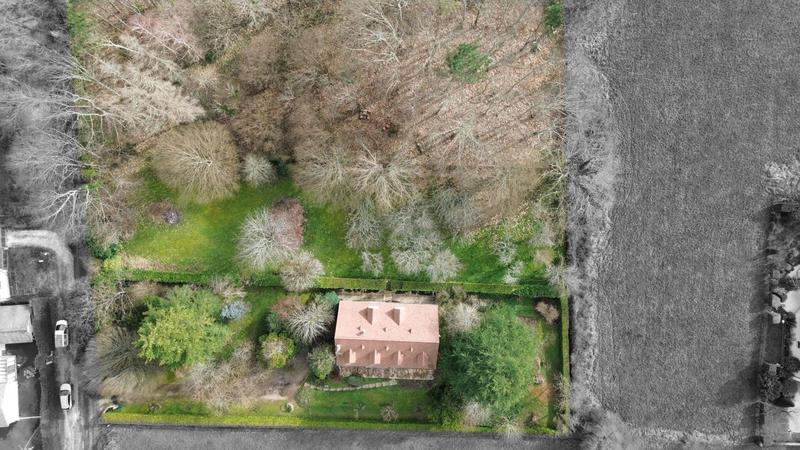 Maison - 208 m² - 6 pièces