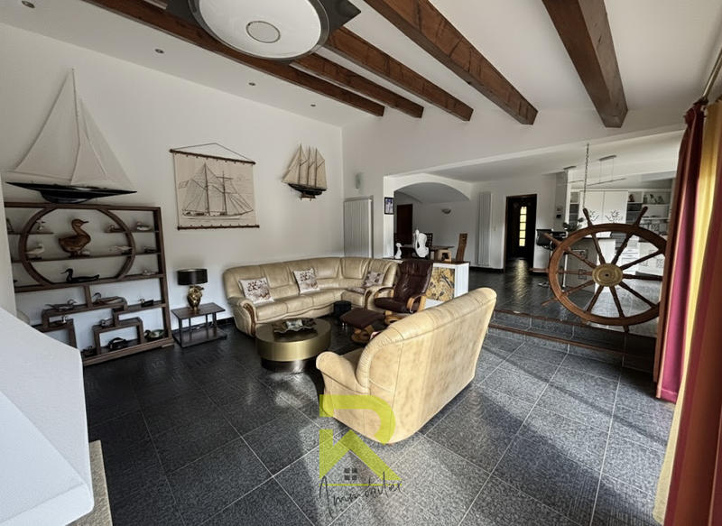 Villa - 195 m² - 5 pièces