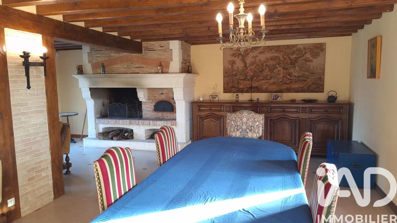 Maison - 186 m² - 8 pièces