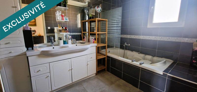 Maison - 100 m² - 5 pièces