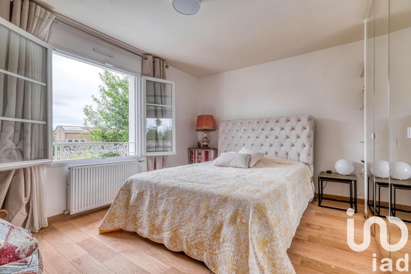 Maison - 300 m² - 7 pièces