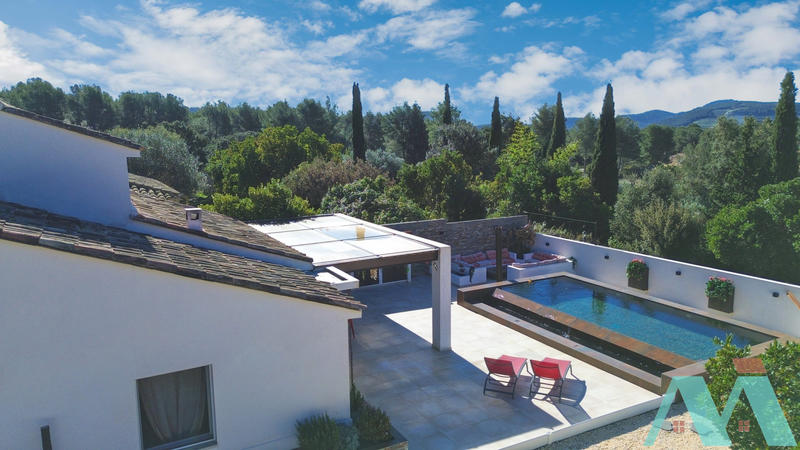 Maison - 105 m² - 4 pièces